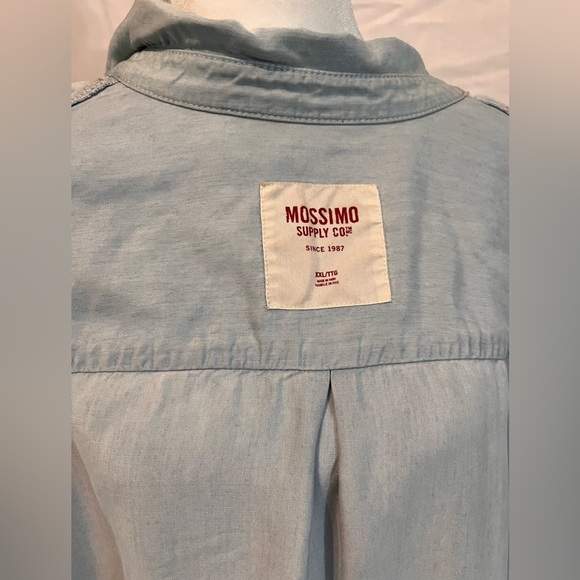 Mossimo Supply Co. long sleeve button up shirts - Picture 3 of 4